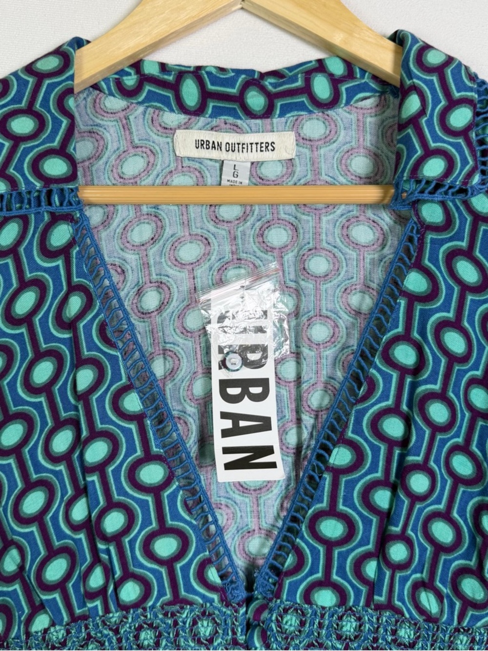 Urban Outfitters Women’s Blue Geometric Print Smocked Dress Boho Retro Y2K Sz L - Picture 6 of 12